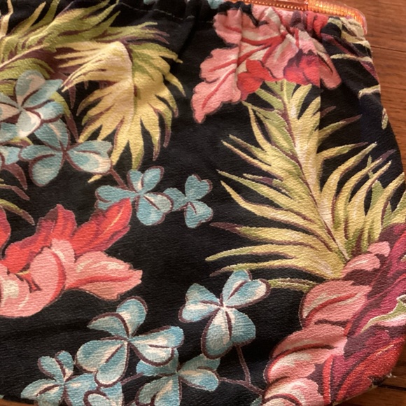 Vintage barkcloth purse, tropical print. - Picture 6 of 7